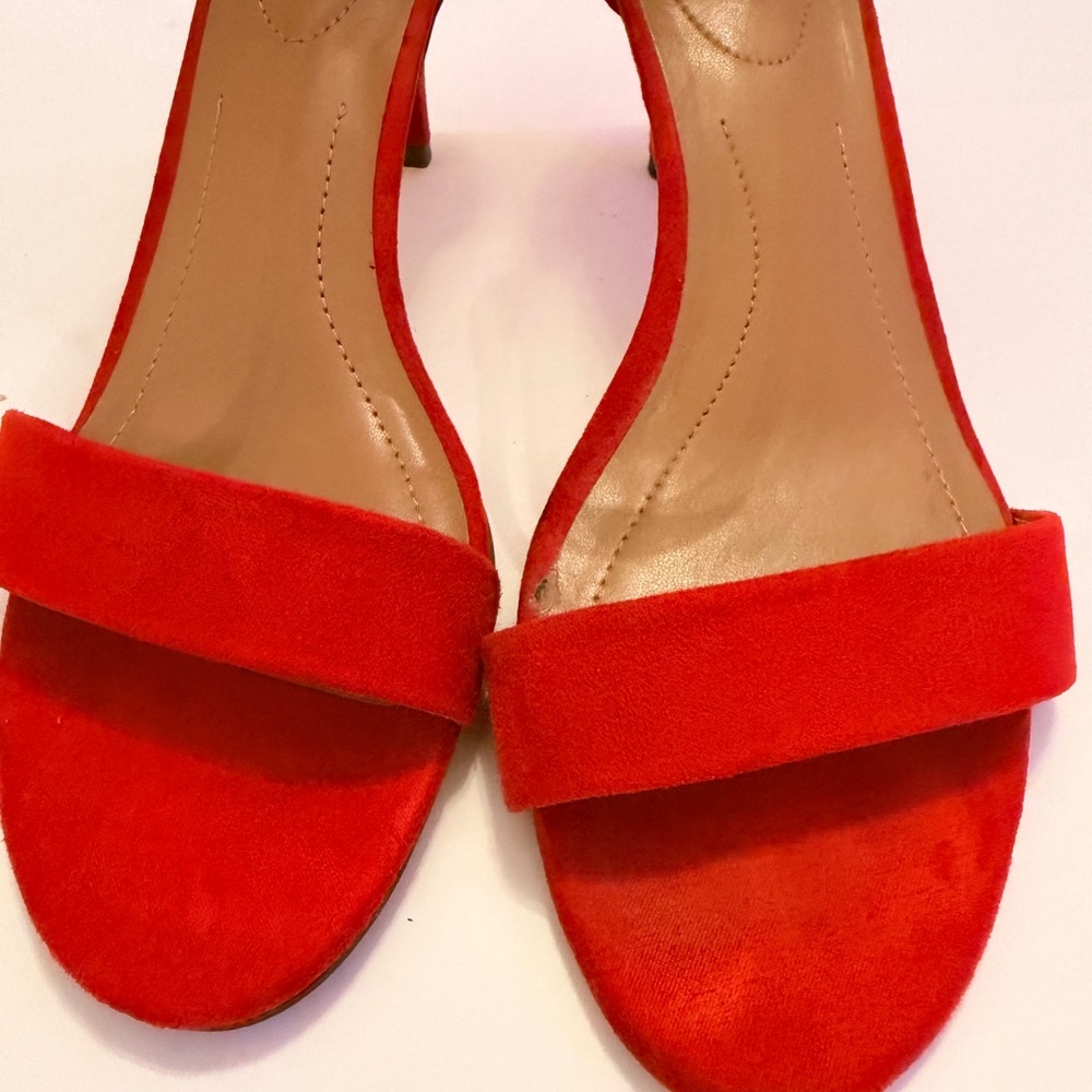Style & Co. Scarlet Red Suede Heels Size 8 1/2 M - Picture 3 of 8